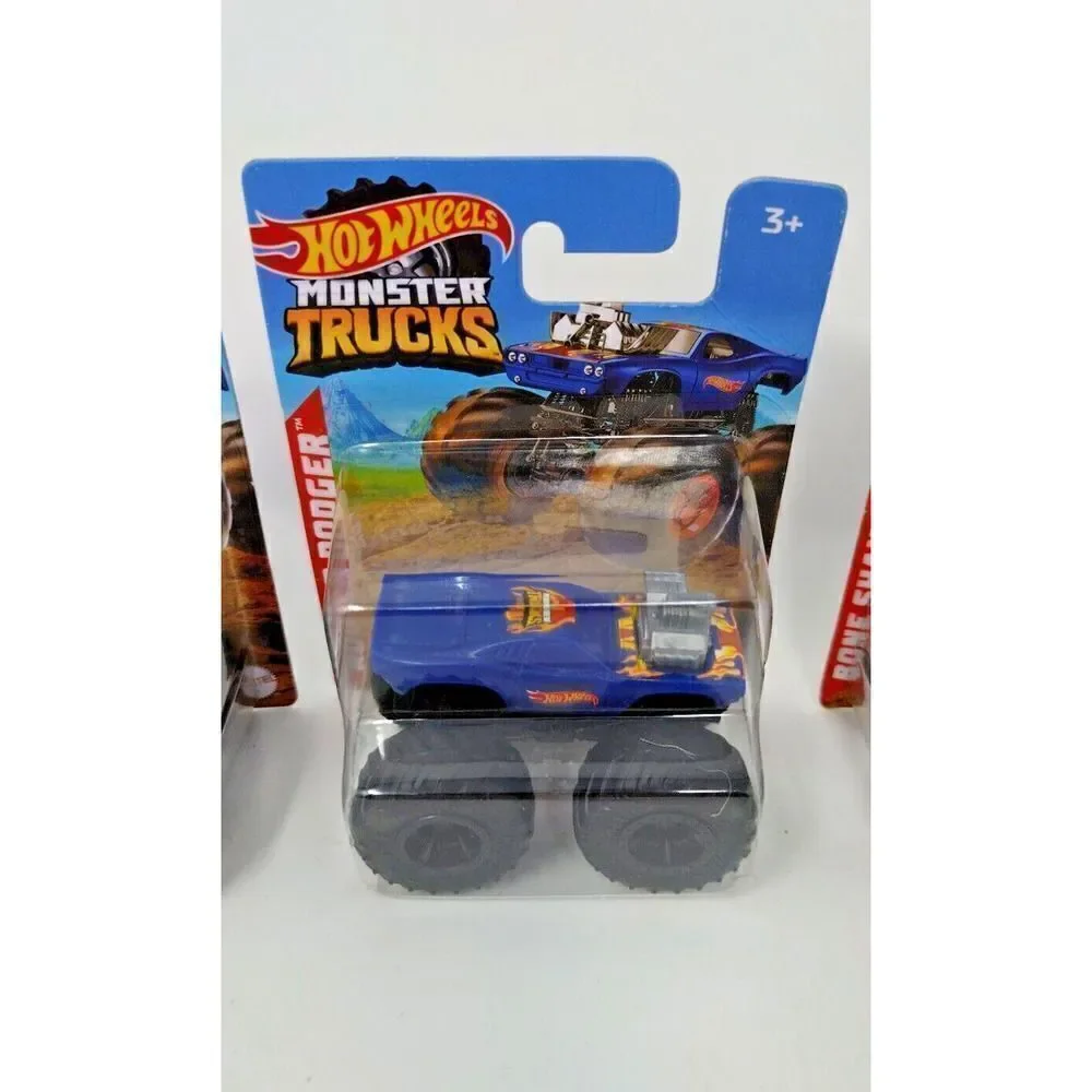 Hot Wheels Monster Trucks Lot of 3 Black Bone Shaker Race Ace Rodger Dodger